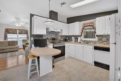 51003 Galina Bay, Boynton Beach, FL 33436 - Photo 6