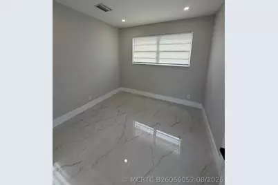 920 NE 50th Street, Pompano Beach, FL 33064 - Photo 10