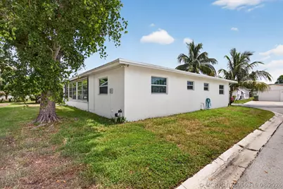 1055 NW 72nd Terrace NW, Margate, FL 33063 - Photo 4