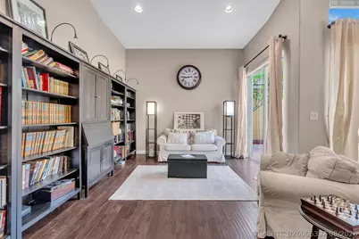 5828 NW 121st Avenue, Coral Springs, FL 33076 - Photo 2