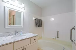 219 E Park Shores Cir, Indian River Shores, FL 32963 - Photo 30
