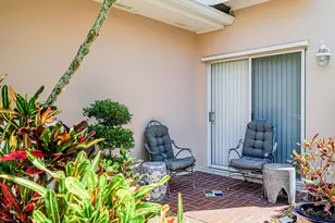 219 E Park Shores Cir, Indian River Shores, FL 32963 - Photo 6
