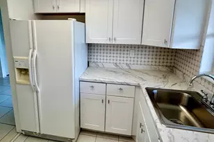 2895 Crosley Dr W, West Palm Beach, FL 33415 - Photo 2