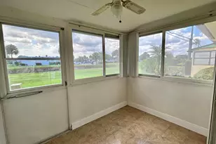 2895 Crosley Dr W, West Palm Beach, FL 33415 - Photo 12