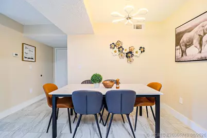 450 Palm Circle W #106, Pembroke Pines, FL 33025 - Photo 8