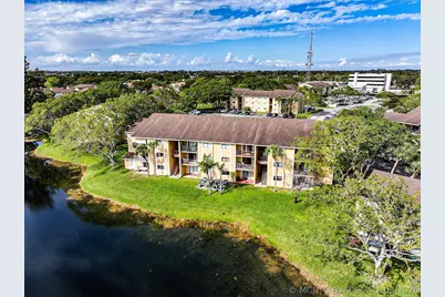 450 Palm Circle W #106, Pembroke Pines, FL 33025 - Photo 72