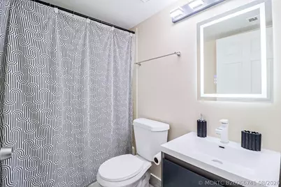 450 Palm Circle W #106, Pembroke Pines, FL 33025 - Photo 24
