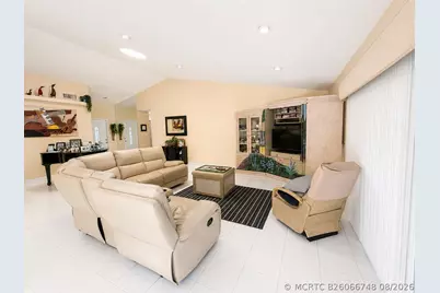 7758 Cloverfield Circle, Boca Raton, FL 33433 - Photo 6