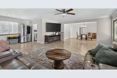 13045 Orange Grove Boulevard, Royal Palm Beach, FL 33411 - Photo 18