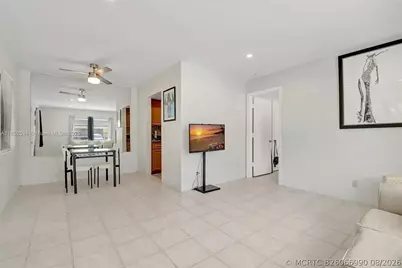 1213 SE 1st Street #1, Fort Lauderdale, FL 33301 - Photo 8