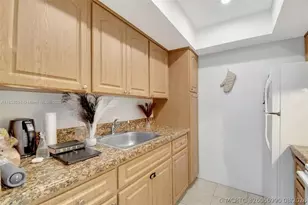 1213 SE 1st St, Fort Lauderdale, FL 33301 - Photo 12