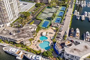 19707 Turnberry Way, Aventura, FL 33180 - Photo 32