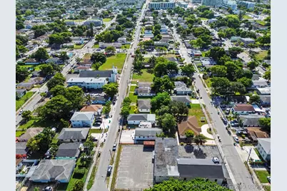 1880 NW 65th Street, Miami, FL 33147 - Photo 28