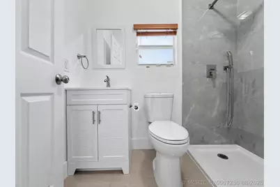 1880 NW 65th Street, Miami, FL 33147 - Photo 12