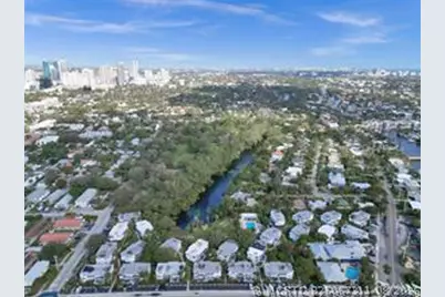 1050 SE 14th Place #15B, Fort Lauderdale, FL 33316 - Photo 20