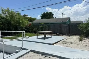 913 N B St, Lake Worth Beach, FL 33460 - Photo 12