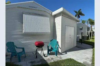 664 Nettles Boulevard, Jensen Beach, FL 34957 - Photo 2