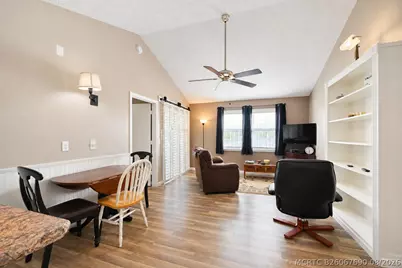 1673 SE Green Acres Circle #NN201, Port Saint Lucie, FL 34952 - Photo 4