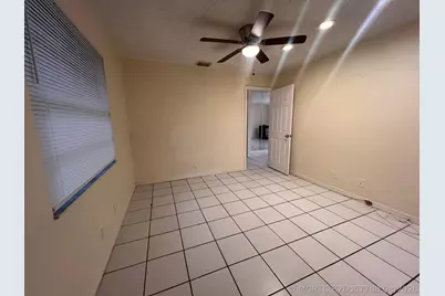 5320 Elmhurst Road #B, West Palm Beach, FL 33417 - Photo 12
