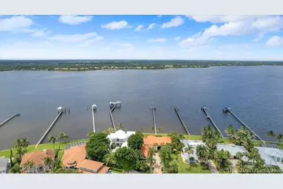 2488 NW South Manor Avenue, Stuart, FL 34994 - Photo 72