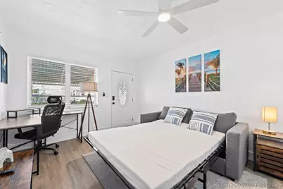 310 NE 6th Street #2, Hallandale Beach, FL 33009 - Photo 10