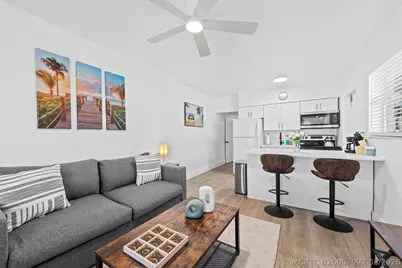 310 NE 6th Street #2, Hallandale Beach, FL 33009 - Photo 2