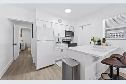 310 NE 6th Street #2, Hallandale Beach, FL 33009 - Photo 4