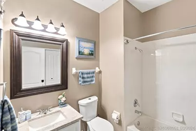 1686 SW Harbour Isles Circle, Port Saint Lucie, FL 34986 - Photo 20