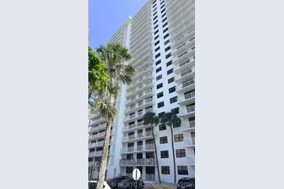 210 174th Street #1901, Sunny Isles Beach, FL 33160 - Photo 30