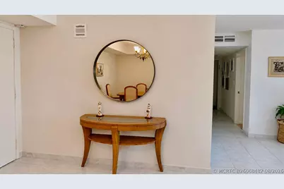 210 174th Street #1901, Sunny Isles Beach, FL 33160 - Photo 8
