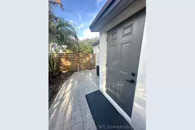1529 NW 4th Avenue #1-2, Fort Lauderdale, FL 33311 - Photo 8