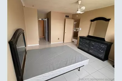 2861 NW 47th Terrace #207B, Lauderdale Lakes, FL 33313 - Photo 4