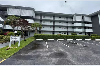 2861 NW 47th Terrace #207B, Lauderdale Lakes, FL 33313 - Photo 1