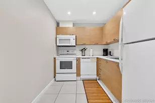 6359 Bay Club Dr, Fort Lauderdale, FL 33308 - Photo 16