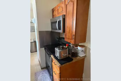 714 NE 10th Street #205, Hallandale Beach, FL 33009 - Photo 8