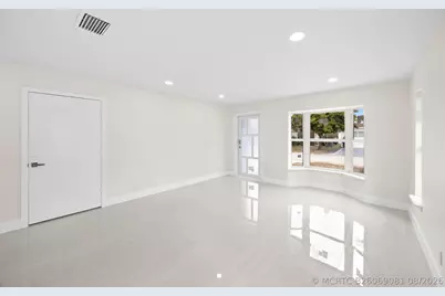 5664 Boynton, Boynton Beach, FL 33437 - Photo 10