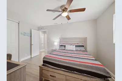 226 E Gateway Boulevard, Boynton Beach, FL 33435 - Photo 16