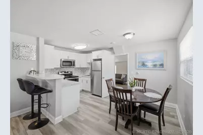 226 E Gateway Boulevard, Boynton Beach, FL 33435 - Photo 8