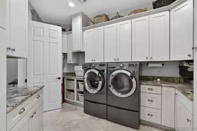 8704 Wendy Lane E, West Palm Beach, FL 33411 - Photo 20