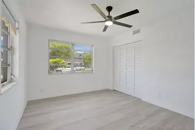 4017 NE 18th Avenue, Oakland Park, FL 33334 - Photo 14