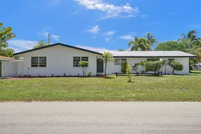 4017 NE 18th Avenue, Oakland Park, FL 33334 - Photo 22