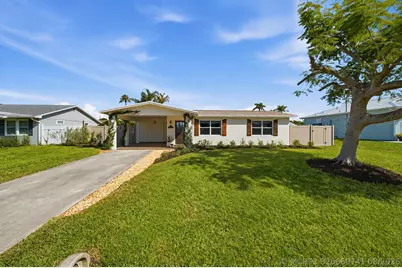 1803 SE Lafayette Street, Stuart, FL 34997 - Photo 2