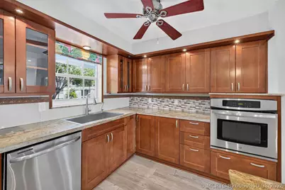 2820 NE 30th Street #9, Fort Lauderdale, FL 33306 - Photo 4