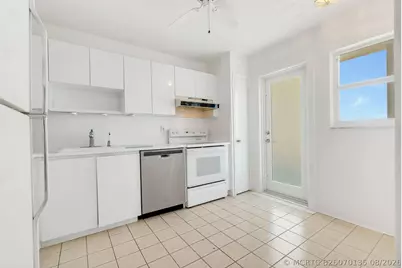 750 N Ocean Boulevard #1502, Pompano Beach, FL 33062 - Photo 12