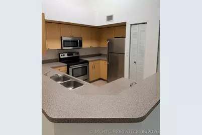 819 Villa Circle, Boynton Beach, FL 33435 - Photo 2