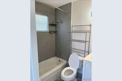 1211 W 27th Street, Riviera Beach, FL 33404 - Photo 4