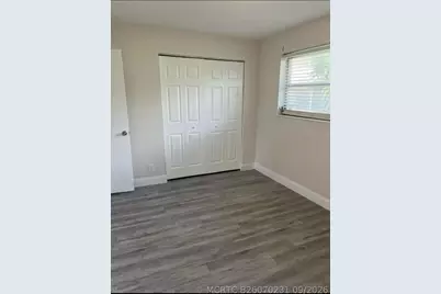 1211 W 27th Street, Riviera Beach, FL 33404 - Photo 6