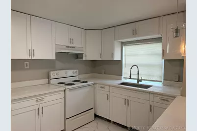 605 NW 9th Avenue, Pompano Beach, FL 33060 - Photo 4