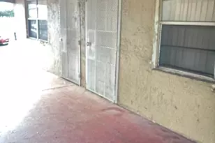 301 NW 177th St, Miami Gardens, FL 33169 - Photo 2