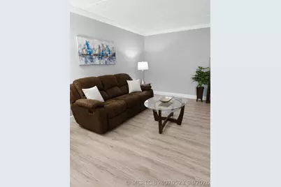 405 Meadows Circle #405, Boynton Beach, FL 33436 - Photo 4